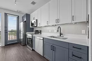 1100 N Zang Blvd, Dallas, TX 75203 - Photo 7