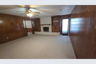 1611 Park Ridge Terrace, Arlington, TX 76012 - Photo 9