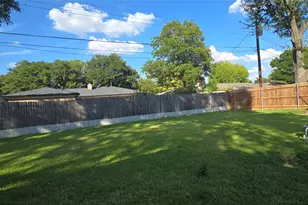 1611 Park Ridge Terrace, Arlington, TX 76012 - Photo 7