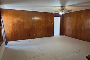 1611 Park Ridge Terrace, Arlington, TX 76012 - Photo 9