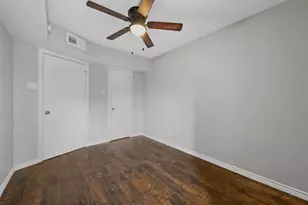9520 Royal Ln, Dallas, TX 75243 - Photo 13