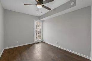 9520 Royal Ln, Dallas, TX 75243 - Photo 15