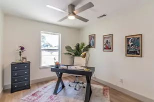 3131 Altman Dr, Dallas, TX 75229 - Photo 11