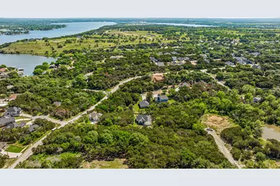 2604 Lakeridge Drive, Granbury, TX 76048 - Photo 13