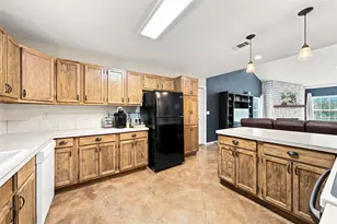 600 Cedar Canyon Rd, Crawford, TX 76638 - Photo 11