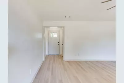106 Sidney Drive, Glenn Heights, TX 75154 - Photo 5