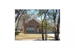 900 E Buffalo St, Forney, TX 75126 - Photo 1
