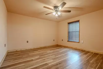 22240 N US Highway 281, Stephenville, TX 76401 - Photo 21