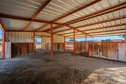 22240 N US Highway 281, Stephenville, TX 76401 - Photo 9