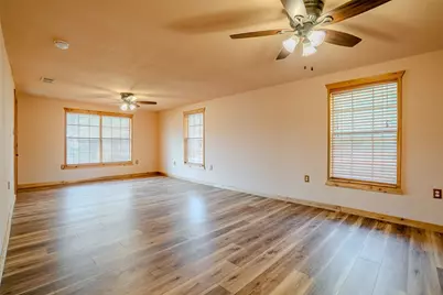 22240 N US Highway 281, Stephenville, TX 76401 - Photo 13