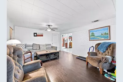 100 NW Jill Ann Drive, Burleson, TX 76028 - Photo 7
