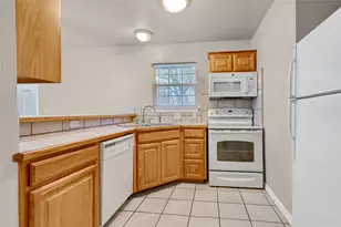 1025 Rice St, Denison, TX 75020 - Photo 9