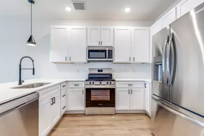5215 Capitol Avenue #211, Dallas, TX 75206 - Photo 7