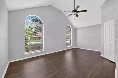 7001 Bentley Avenue, Fort Worth, TX 76137 - Photo 17