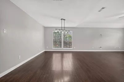 7001 Bentley Avenue, Fort Worth, TX 76137 - Photo 7