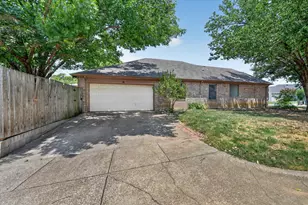 7001 Bentley Ave, Fort Worth, TX 76137 - Photo 27