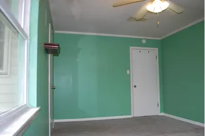 2604 W Johnson Street, Denison, TX 75020 - Photo 11