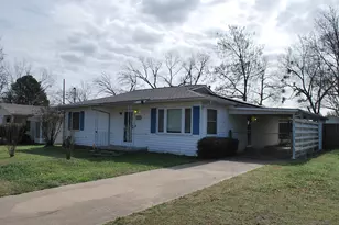 2604 W Johnson St, Denison, TX 75020 - Photo 1