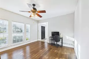 4503 Queenswood Dr, Grand Prairie, TX 75052 - Photo 9