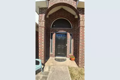 4503 Queenswood Drive, Grand Prairie, TX 75052 - Photo 3