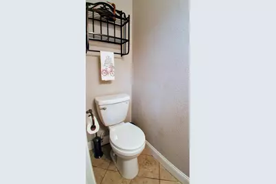 4503 Queenswood Drive, Grand Prairie, TX 75052 - Photo 9