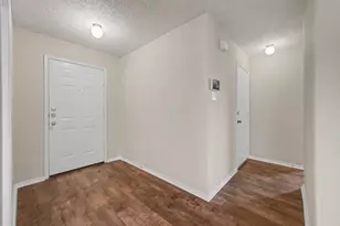 5225 Newcastle Ln, Fort Worth, TX 76135 - Photo 5