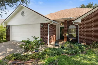 2800 Comanche Trail, Waco, TX 76712 - Photo 3