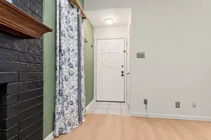 1201 Calico Ln, Arlington, TX 76011 - Photo 5