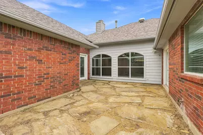 2126 Greenstone Trail, Carrollton, TX 75010 - Photo 31