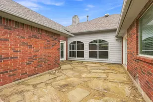 2126 Greenstone Trail, Carrollton, TX 75010 - Photo 31