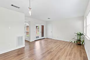 2126 Greenstone Trail, Carrollton, TX 75010 - Photo 15