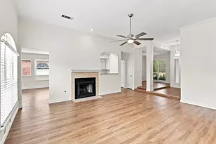 2126 Greenstone Trail, Carrollton, TX 75010 - Photo 5