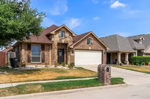 4336 Sweet Clover Ln, Fort Worth, TX 76036 - Photo 3