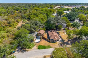 6940 Hatch Rd, Fort Worth, TX 76135 - Photo 5