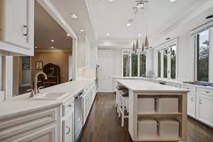 7744 Glen Albens Cir, Dallas, TX 75225 - Photo 9