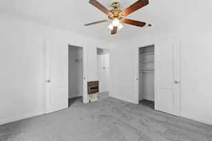 913 Tamara Ln, Grand Prairie, TX 75051 - Photo 17
