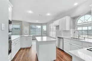 7822 Corona Ct, Arlington, TX 76002 - Photo 3