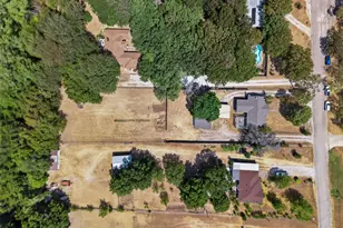 1403 N Melba Doyle Park Rd, Decatur, TX 76234 - Photo 5