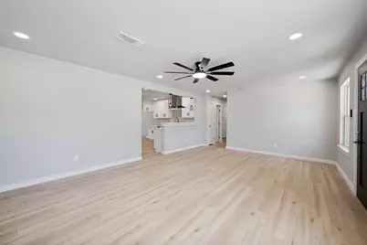 5517 Cottey Street, Fort Worth, TX 76119 - Photo 15