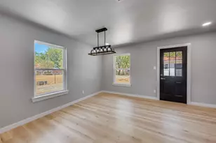 5517 Cottey St, Fort Worth, TX 76119 - Photo 11