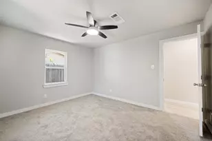 5517 Cottey St, Fort Worth, TX 76119 - Photo 19