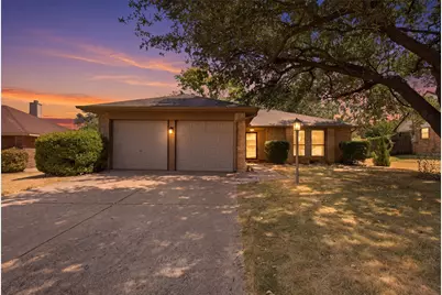 6417 Shasta Trail, Fort Worth, TX 76133 - Photo 1
