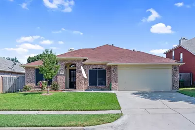 1020 Bonanza Drive, Arlington, TX 76001 - Photo 1