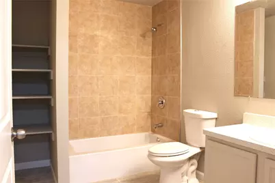 2001 San Antonio Street, Grand Prairie, TX 75051 - Photo 15