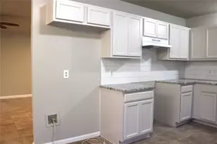 2001 San Antonio St, Grand Prairie, TX 75051 - Photo 7