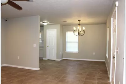2001 San Antonio Street, Grand Prairie, TX 75051 - Photo 5