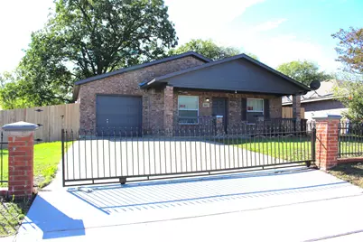 2001 San Antonio Street, Grand Prairie, TX 75051 - Photo 1