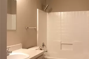 2001 San Antonio St, Grand Prairie, TX 75051 - Photo 11