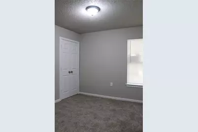 2001 San Antonio Street, Grand Prairie, TX 75051 - Photo 13