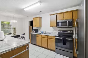 7132 Lanyon Dr, Dallas, TX 75227 - Photo 9